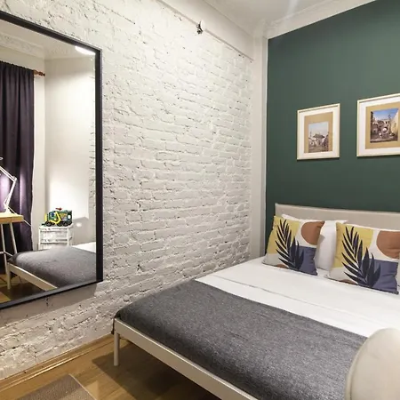 Апартаменты Vibrant Flat With Balcony In Sisli *